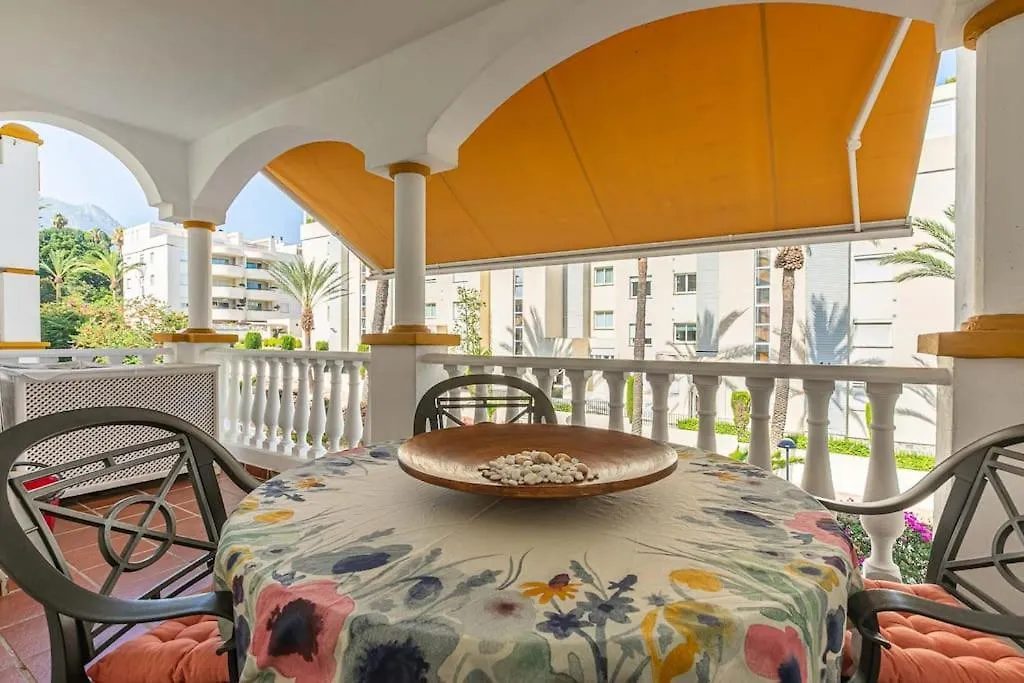 Sunny Golden Mile Apartment Marbella