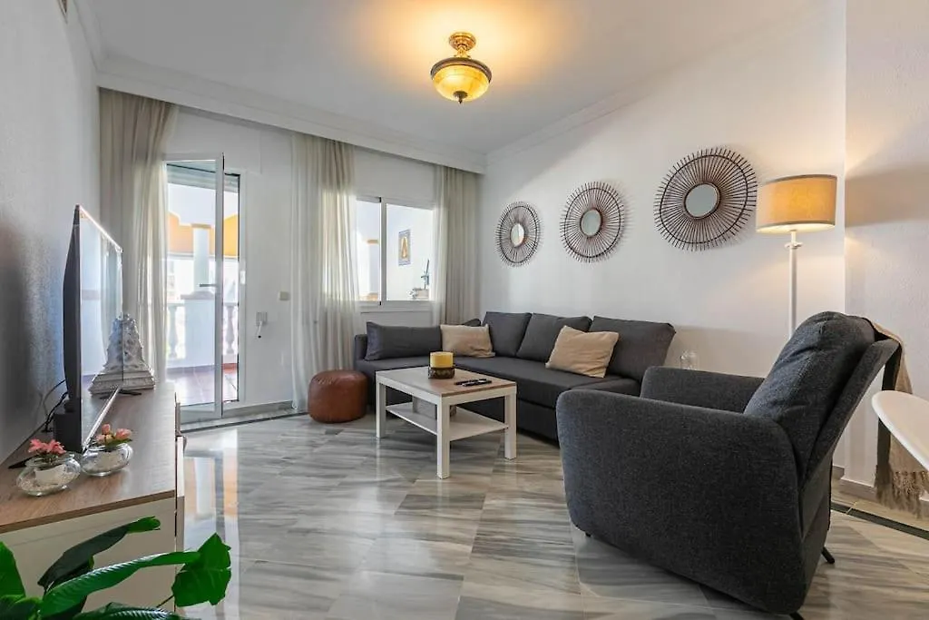 Sunny Golden Mile Apartment Marbella