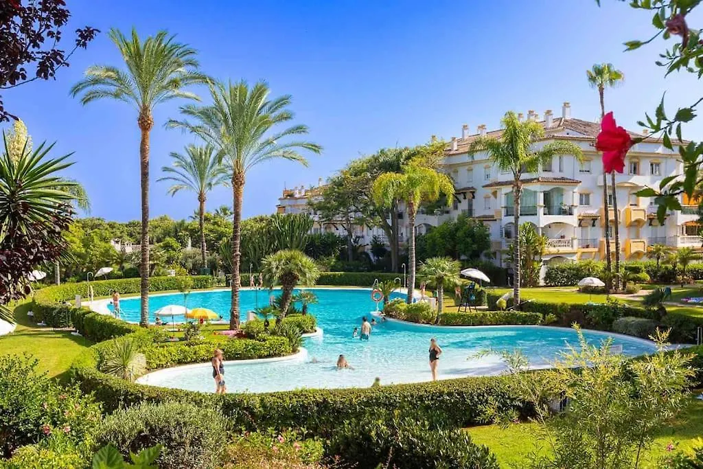 Sunny Golden Mile Apartment Marbella