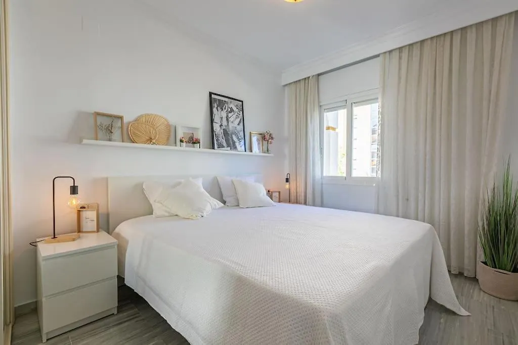 Sunny Golden Mile Apartment Marbella